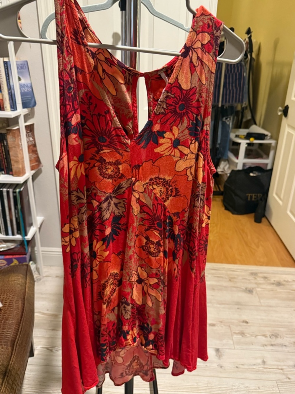 Free People Flowy top/dress - Picture 2 of 4